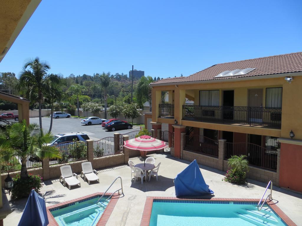 Azusa Motel West Covina