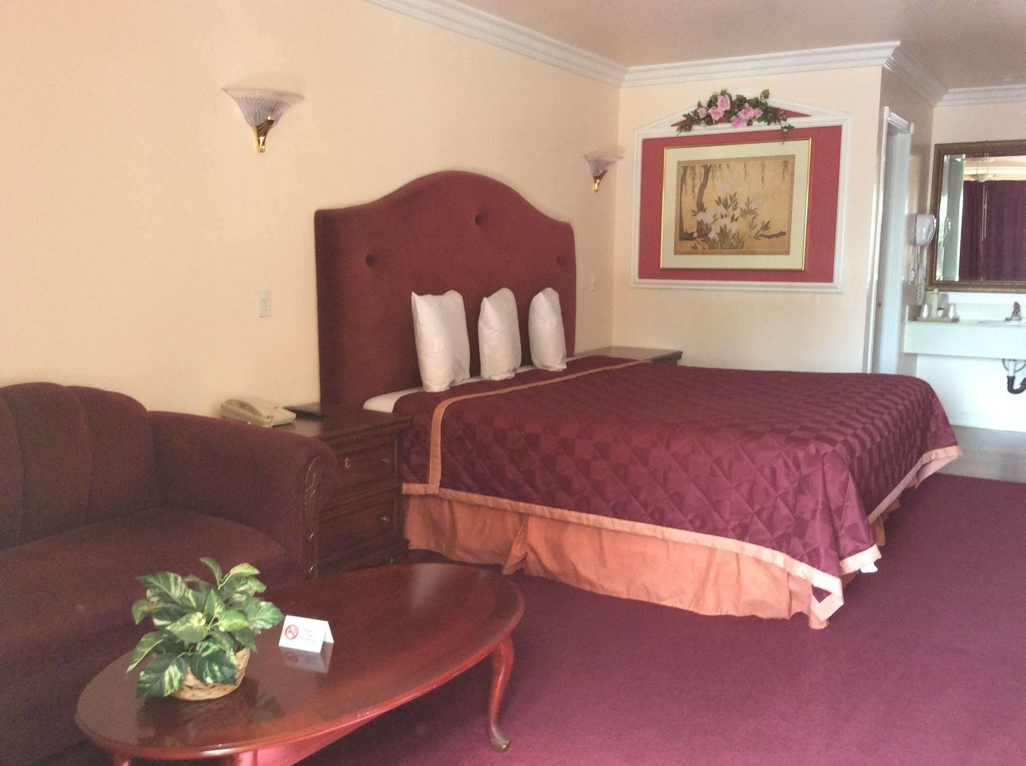 Azusa Motel West Covina